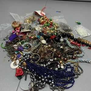 Miscellaneous jewelry